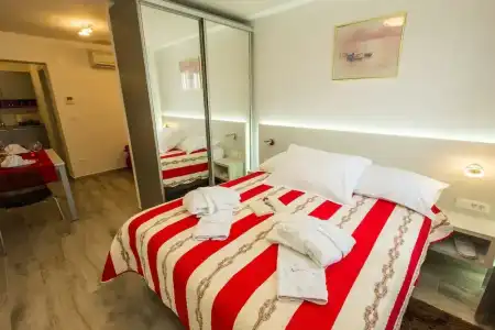 ApartGimi - 13