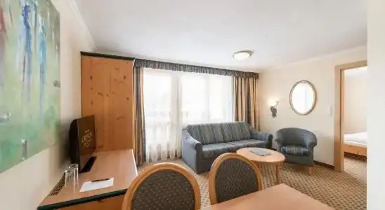 Olympia - 3