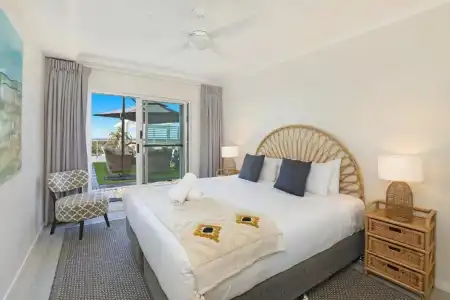 Pelican Waters Resort - 75