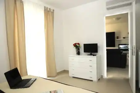 Isa Fiumicino Airport Residence - 8