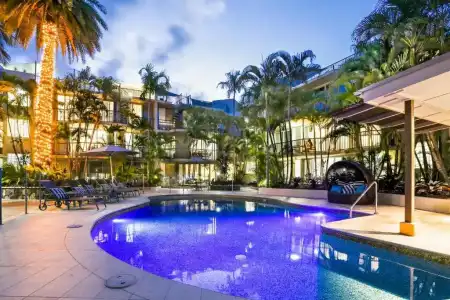 Noosa Tropicana - 180