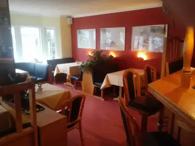 Im Schwedischen Hof - 12