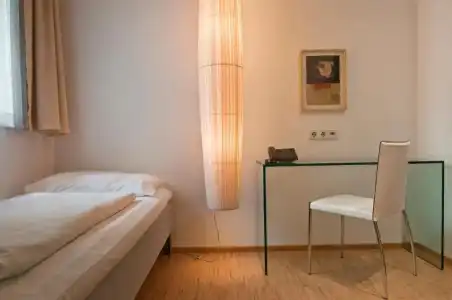 Kunsthof - 64
