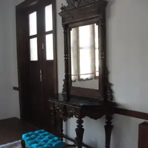 Lal Bursa - 21