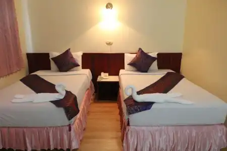 Chumphon Palace - 49