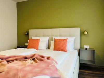 Das Schlossberg - Boutique im Park- Nahe der Therme - 94