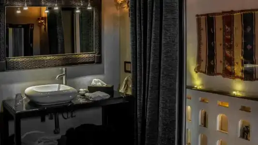 Karawan Riad - 52