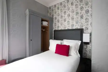 Maison Astor Paris, Curio Collection by Hilton - 26