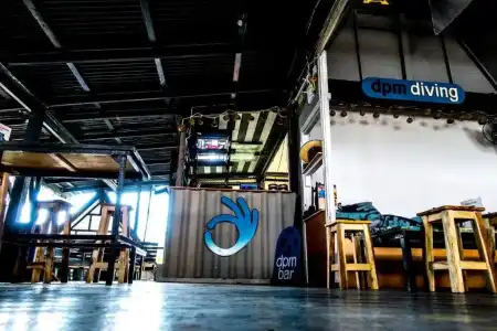 DPM Koh Tao Diving & Bar - 17