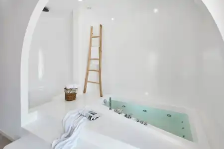 Arco Solium Suites - 102