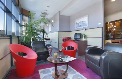 Kyriad Limoges Centre - Gare - Atrium - 1