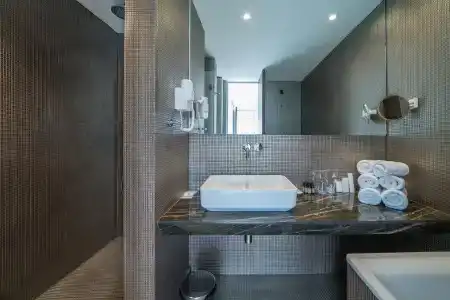 Bellevue Superior City - 9