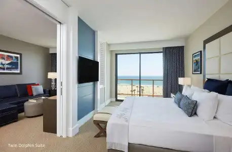 The Waterfront Beach Resort, A Hilton - 230