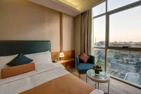 Royal Continental - 10