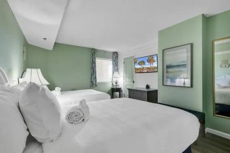Carolinian Beach Resort by Vacasa - 75