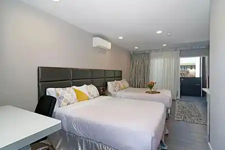 The Sands of La Jolla - 22
