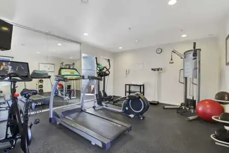 Best Western Plus Marina Shores - 21