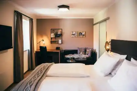 Boutique-Bayerischer Hof - 28