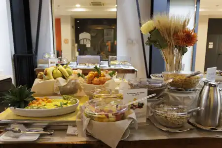 Best Western Falck Village - 12