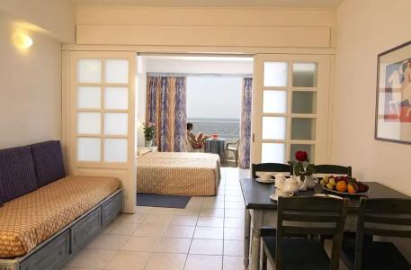 St. George Gardens & Suites - 5