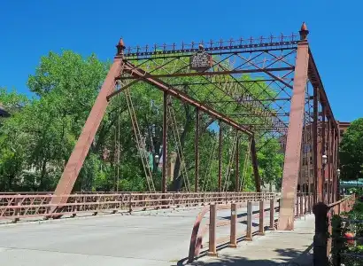 Nicollet Island Inn - 20