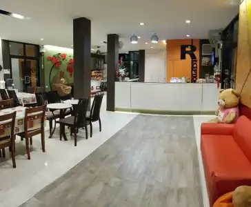 The Siri Place - 9