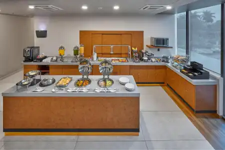 City Express Plus by Marriott Mérida - 10