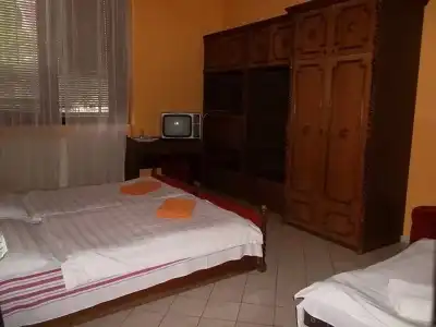 Palota - 4