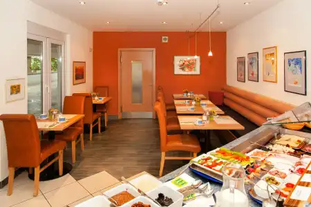 Plaza Frankfurt - 18