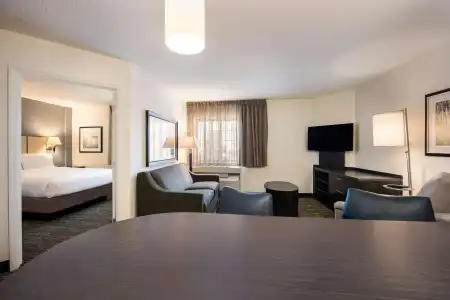 Sonesta Simply Suites Garden Grove Anaheim - 5