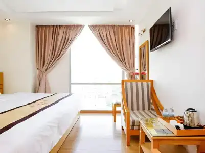 Nhat Linh Da Nang - 4