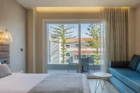 Alexandra Beach Resort & Spa - 76