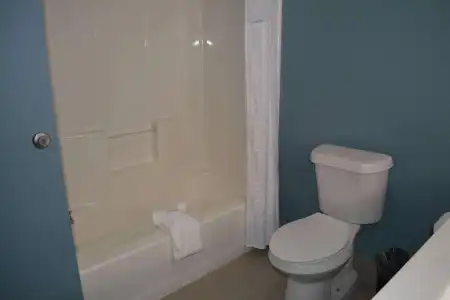 Wingate by Wyndham College Station South - 7