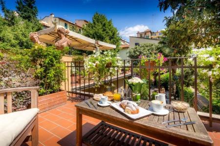 Ungherese Small Luxury - 86