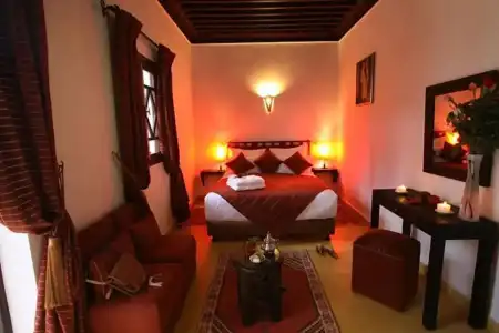 Riad Shaloma - 25