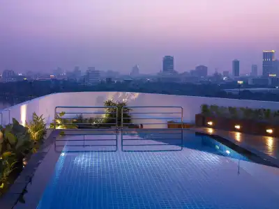 NH Bangkok Asoke - 25