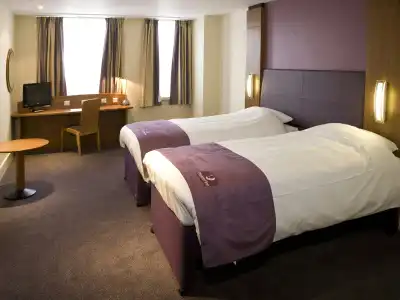 Premier Inn London City - Tower Hill - 18