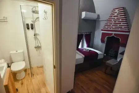 Taşhan - 9
