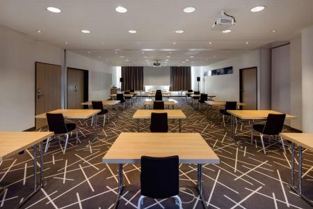 Park Inn by Radisson - 9