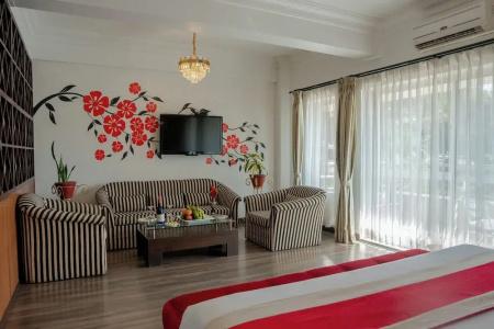 Waterfront Resort by KGH Group - 77