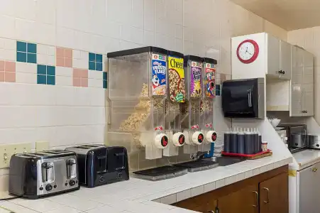 Econo Lodge Inn & Suites Fulton - Rockport - 30