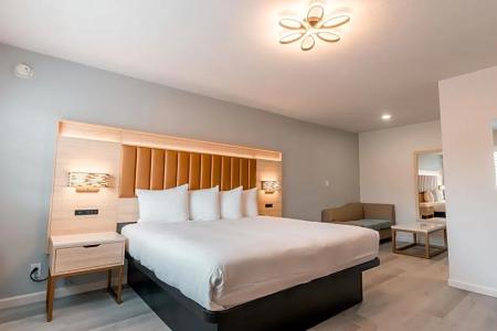 Inn on Broadway - 33