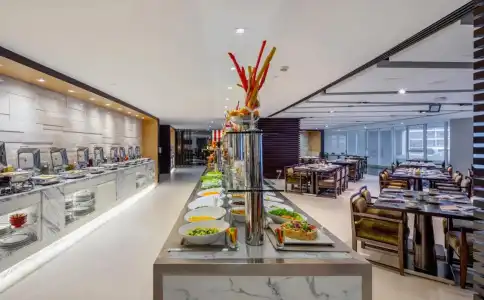 Flora Creek Deluxe Apartments Dubai - 11