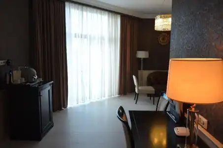 Royal Casino & - 4