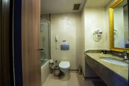 Utopia World - 17