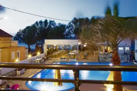 Rhoe Seaside Apartments - 63