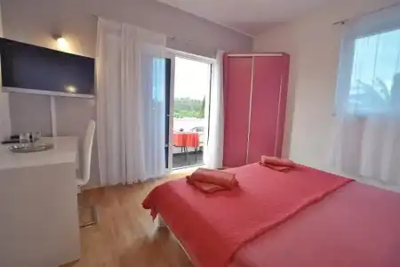 Villa Avantgarde - 122