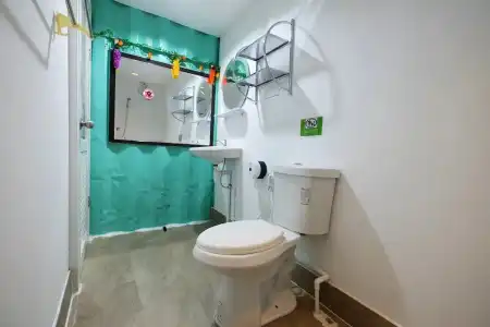 OYO 503 Phuket Numnoi - Hostel - 27