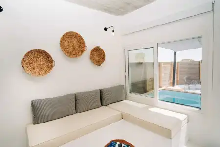 Mesanto Luxury Suites - 132