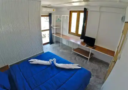 Neptune Hostel Guesthouse - 3